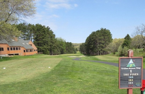 Wisconsin Dells Cottage | Ski/Golf @ Christmas Mountain Village, Wisconsin Dells