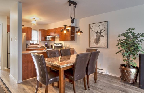 Mont-Tremblant House | Ski/Golf/Ironman/Relaxing chalet directly on La Bete - "Royal Tremblant"