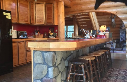 Athol Cabin | Ski Gore Visit Lake George Amazing Winter Festivals at this beautiful log cabin