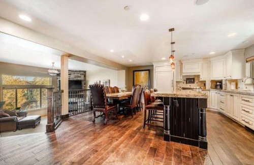 Bear Hollow Village House | Ski Haven Elegant Townhome with Private Hot Tub
