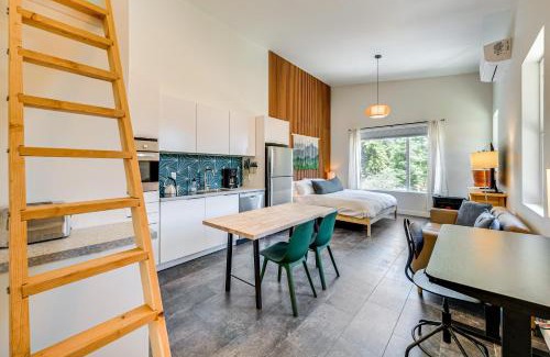 Summit Park Apartment | Ski, Hike and Bike Modern Park City Studio