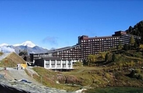 Arc-2000 Apartment | Ski Holiday Apartment With Balcony