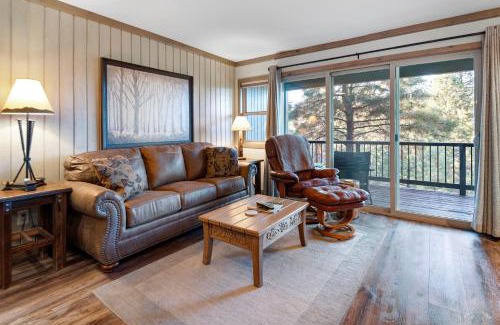 Century West House | Ski House 118 - Meredith Lodging
