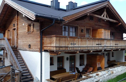 Hochkrimml Ski Chalet | Ski hut for 14 people, with sauna directly on the ski slope to the Zillertal Arena