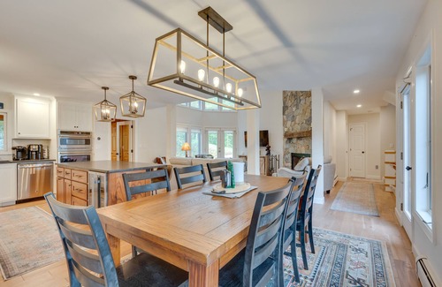 East Burke Condo | Ski-in Condo w/Hot Tub on Burke Mtn Slopes!