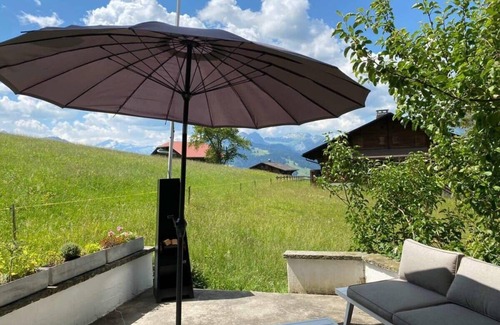 Schoenried Apartment | Ski in Duplex Chalet