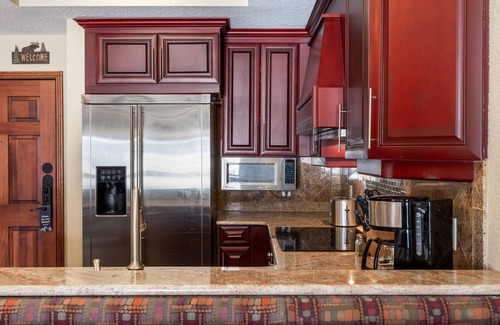 Pineridge Condo | Ski In/Out Westgate Resort- 1 BR, Resort Amenities, Shopping and Restaurants!
