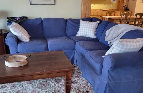 Bolton Valley House | Ski In/Ski Out Cozy Cabin Bolton Valley VT 3 BR Country home