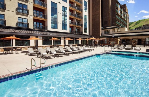 Steamboat Springs Resort | Ski-in/Ski-Out: Sheraton Steamboat Resort Villas - Luxury 2 Bedroom Condo