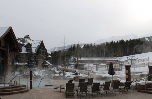 Breckenridge Resort | Ski in/Ski out 2BR Condo at Grand Lodge on Peak 7 in Breckinridge, CO. 11-18 Jan