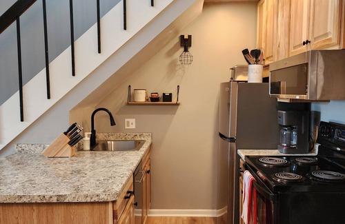 Lutsen Condo | Ski-In/Ski-Out 6-Person Condo in Lutsen Mountains- Pool & Hot Tub