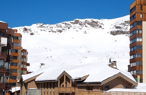 Val-Thorens Apartment | Ski-In/Ski-Out Apartment in Val Thorens - 5 Guests, Well-Equipped, Quiet Area