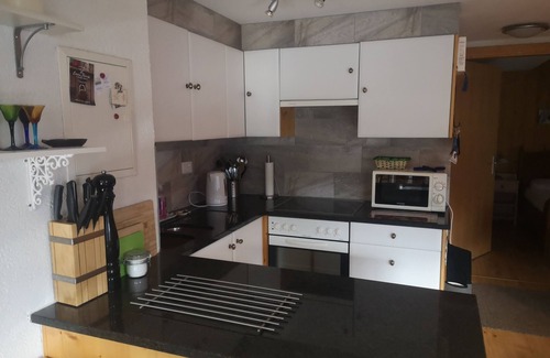 Grimentz Apartment | Ski-in-ski-out apartment with balcony. Exceptional mountain views