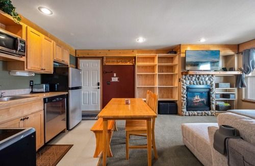 Sandpoint Condo | Ski in Ski out at Schweitzer Mountain Resort | Great Views | Cozy Condo