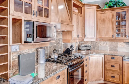 Snow Pine Estates House | Ski-in/ski-out chalet with WiFi, private hot tub, easy access to Village