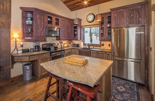 Big Horn House | Ski-in/Ski-out condo just steps to the Bear Back Poma Lift | Big Horn Ski-in/Ski-out