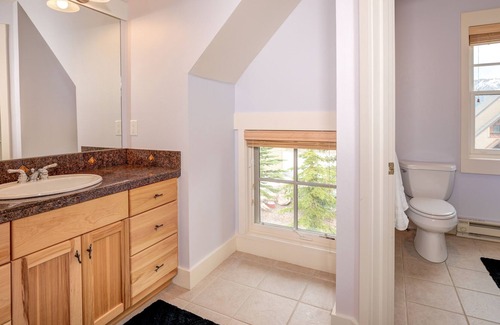 Saddle Ridge Condo | Ski-in/Ski-out Home w/Private Hot Tub in Moonlight Basin - Saddle Ridge - First Chair Lair