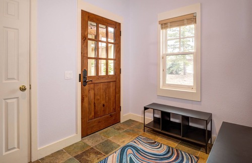 Saddle Ridge Condo | Ski-in/Ski-out Home w/Private Hot Tub in Moonlight Basin - Saddle Ridge - First Chair Lair