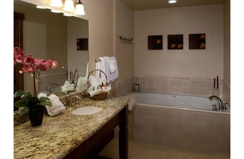 Breckenridge Resort | Ski in Ski Out Luxury Resort