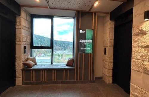 Bjelasnica Apartment | Ski in & Ski out Luxury Apartment with private garage