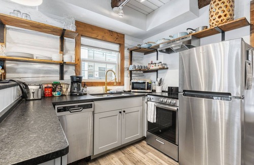 Whitefish Cabin | Ski In/Ski Out Luxury Cabin, Next to Chair 3, Hot Tub, Sleeps 6, Fireplace and AC