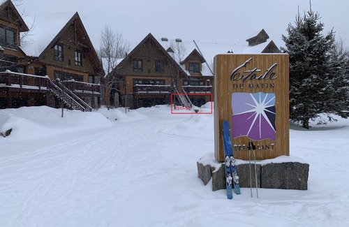 Versant Soleil Condo | Ski in/ski out Mont-Tremblant Versant Soleil - 200' from major chairlift