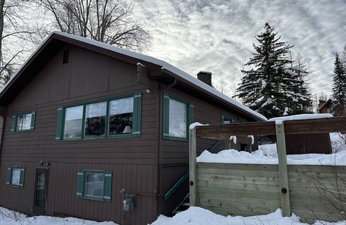 Whitefish Cabin | Ski-in/Ski-out Standalone Cabin - Perfect for Families