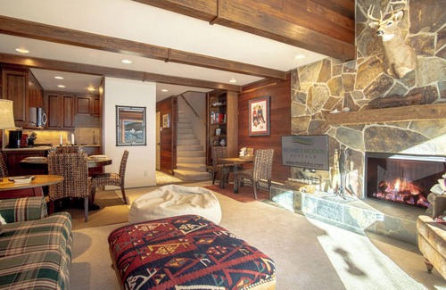 Warm Springs Condo | Ski-in/Ski-out to Baldy + Outdoor Pool