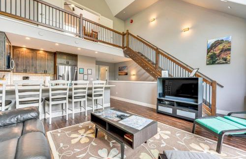 Old Town House | Ski-InandSki-Out Gemini Lift Access! Home with Hot Tub