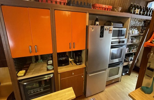 Killington House | Ski-On Ski-Off at Pico MtnnPremier Slopeside House Rental. Dog Friendly!