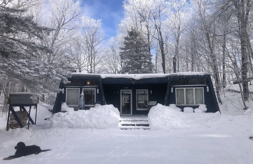 Killington House | Ski-On Ski-Off at Pico MtnnPremier Slopeside House Rental. Dog Friendly!