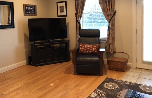 Carrabassett Valley Condo | Ski Or Snowmobile, Spacious Luxury Condo 6 Miles South Of Sugarloaf.