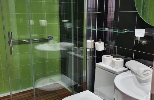 Pradollano Apartment | SKI & SNOW APARTMENTOS by TODOSIERRANEVADA - Plaza Principal Junto a los Telecabinas