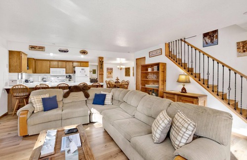 Summit Estates House | Ski Time Getaway-1848 by Big Bear Vacations