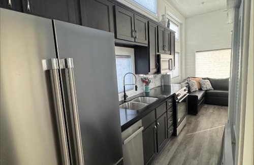 Parker Strip House | Skibatical at Roadrunner Resort