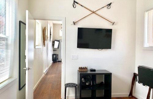 Idaho Springs House | Skiers Cabin at Base Camp Lodging