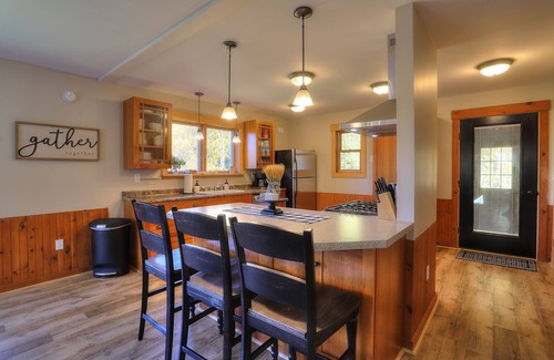 Rangeley House | Skiers' Paradise - Private home with hot tub, close to Saddleback Mountain!
