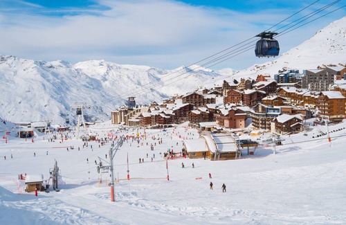 Val-Thorens Apartment | Skiing in Val-Thorens Very close to the slopes