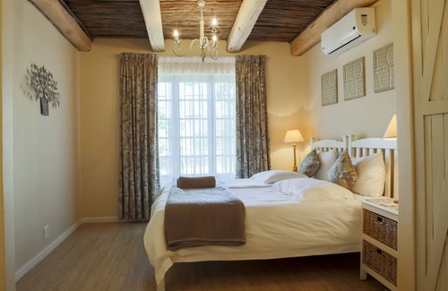 Trawal Bed & Breakfast | Skilpadvlei Wine Farm