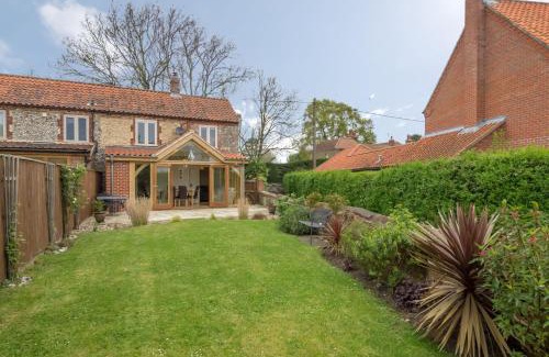 North Creake House | Skimming Stones