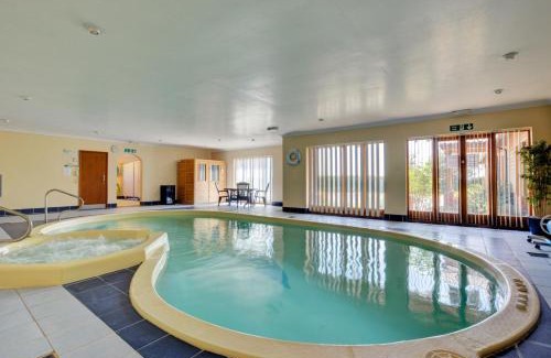 Erpingham House | Skipjack Field View