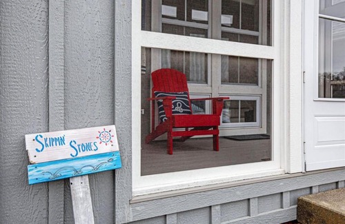 Ottawa House | Skippin` Stones #7