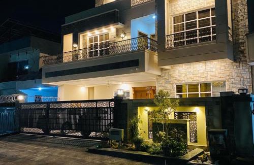 Islamabad House | SKM Lodges