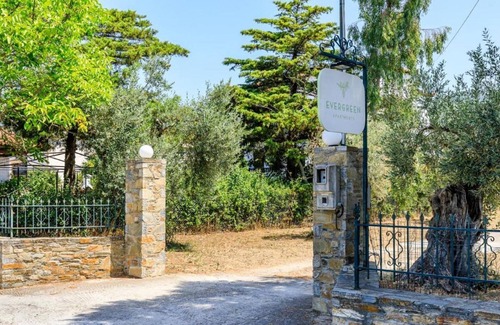 Stafylos Apartment | Skopelos Evergreen Apartments 2