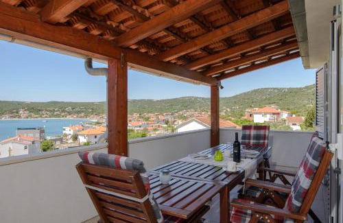Vinisce Apartment | Skoro Residence
