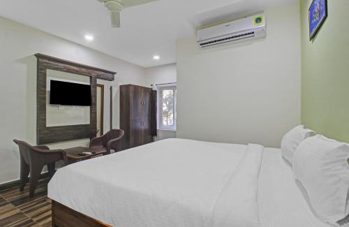 Hyderabad Hotel | SKS Luxury Rooms
