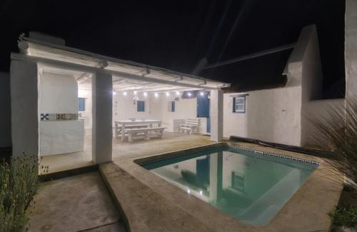 Struisbaai House | Skulpies Cottage Langezandt In Struisbaai