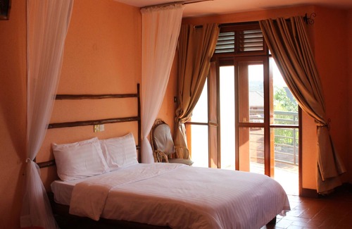 Entebbe Hotel | Sky Beach Hotel