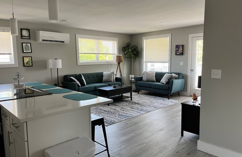 Old Orchard Beach Condo | Sky Deck Penthouse Condo, Walk to Beach and Pier