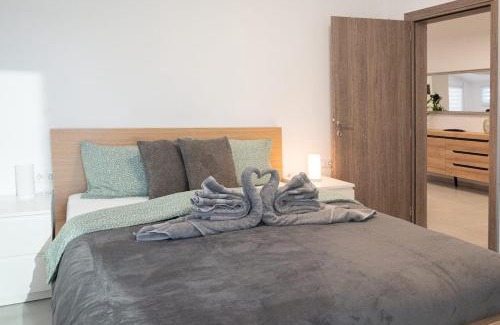 Perea Apartment | Sky